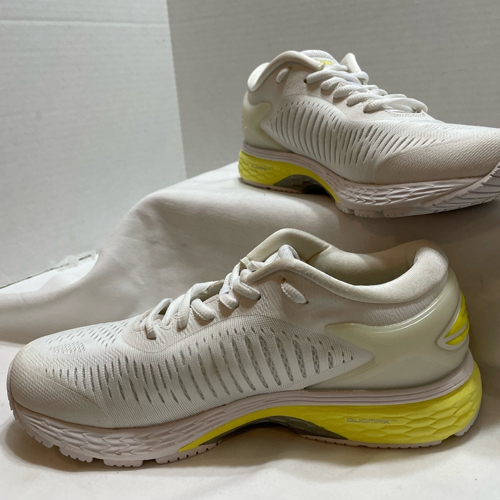 ASICS Running Shoes LADY GEL-KAYANO 25 1012A026 White Lemon Spark-Size: 8 (39.5)
